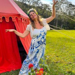 Lou Van Stone: Ethereal Opera with The Barefoot Diva